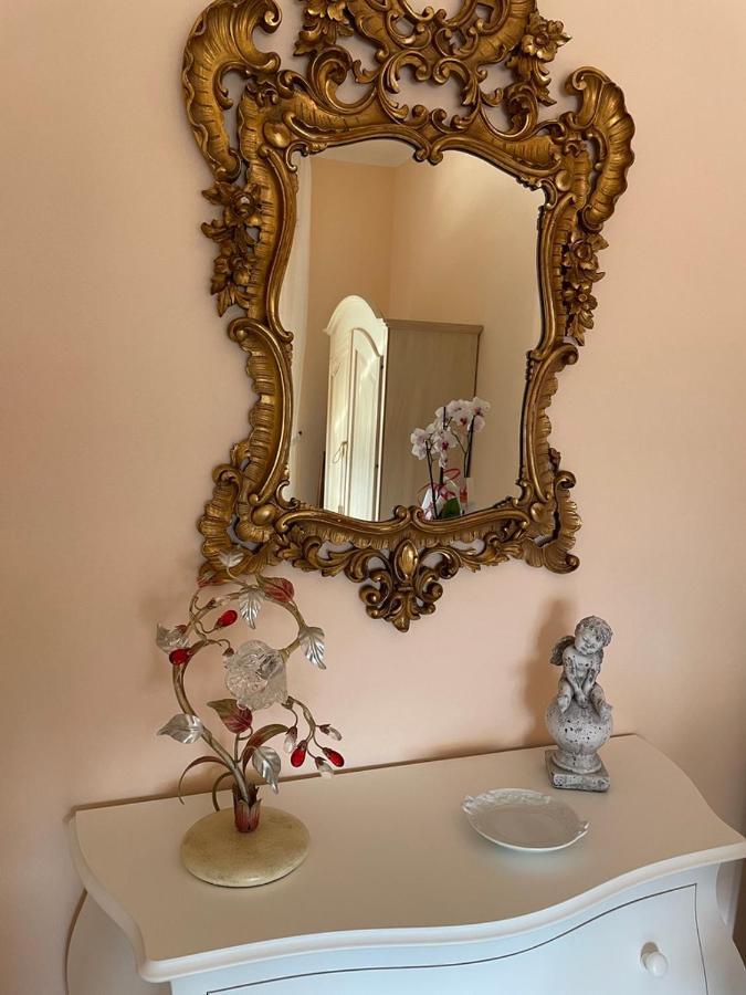 Annali Casa Vacanze - Shabby Style Nella Natura ลาสเปเซีย ภายนอก รูปภาพ
