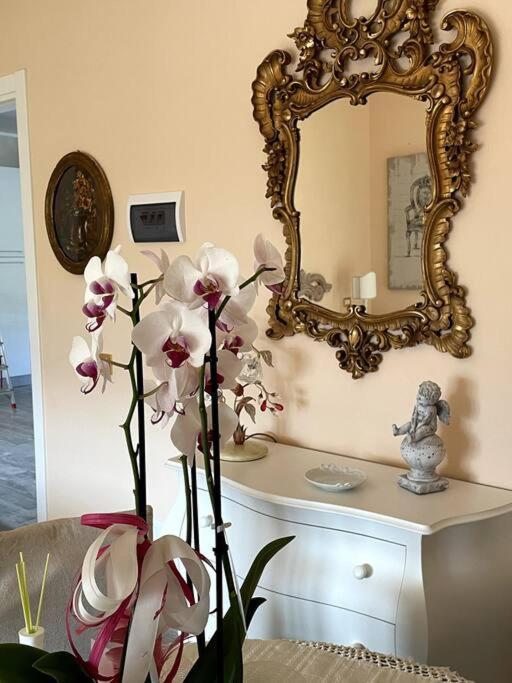 Annali Casa Vacanze - Shabby Style Nella Natura ลาสเปเซีย ภายนอก รูปภาพ