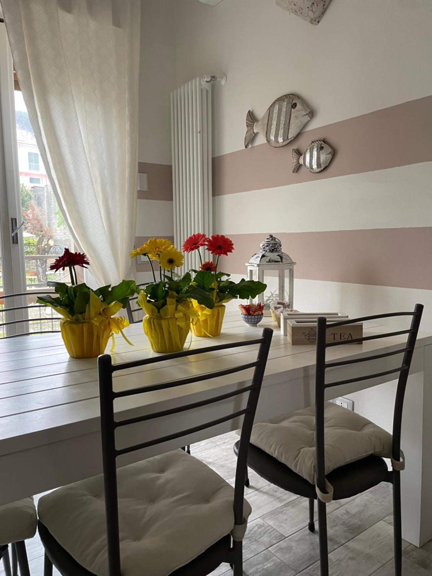 Annali Casa Vacanze - Shabby Style Nella Natura ลาสเปเซีย ภายนอก รูปภาพ